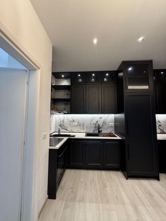 Apartment 2+1+2 for rent - Tirana Garden Building