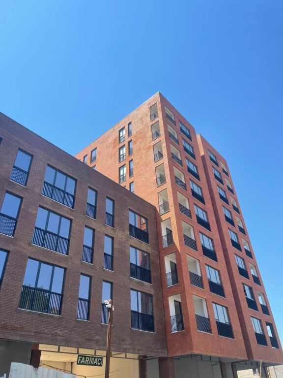 Vendesi in vendita 2+1+2 – Siri Kodra, vicino al Nuovo Boulevard📍