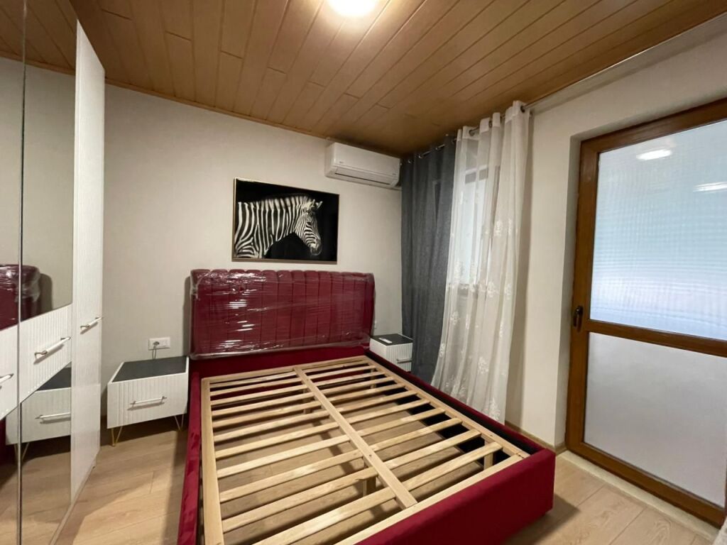 Apartment 1+1 for rent near Rruga e Kavajes by Globe.