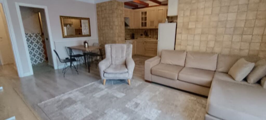 VENDIAMO DUE SUPER APPARTAMENTI 1+1 E MONOLOCALE NEL CENTRO AL 9° PIANO 112 M2