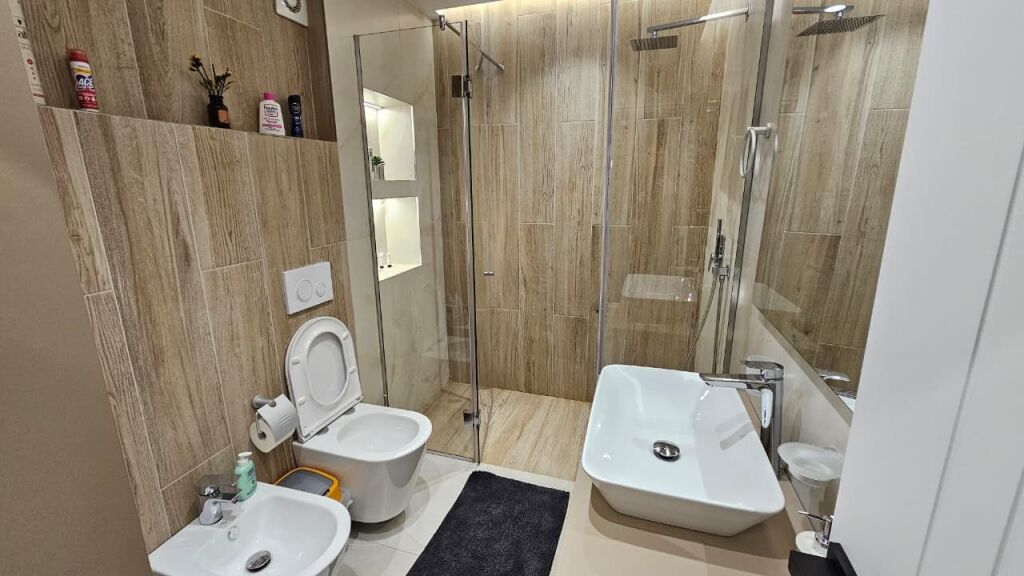 Duplex 2+1+2 for Rent, Tirana Center