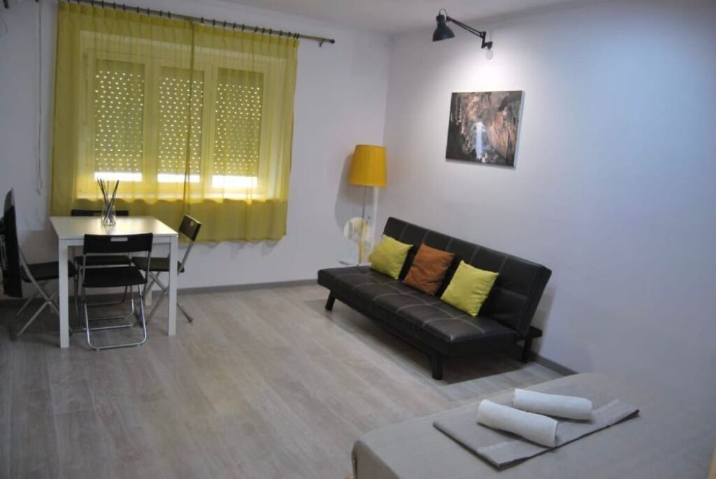 Garsionere, Rruga e Durresit!