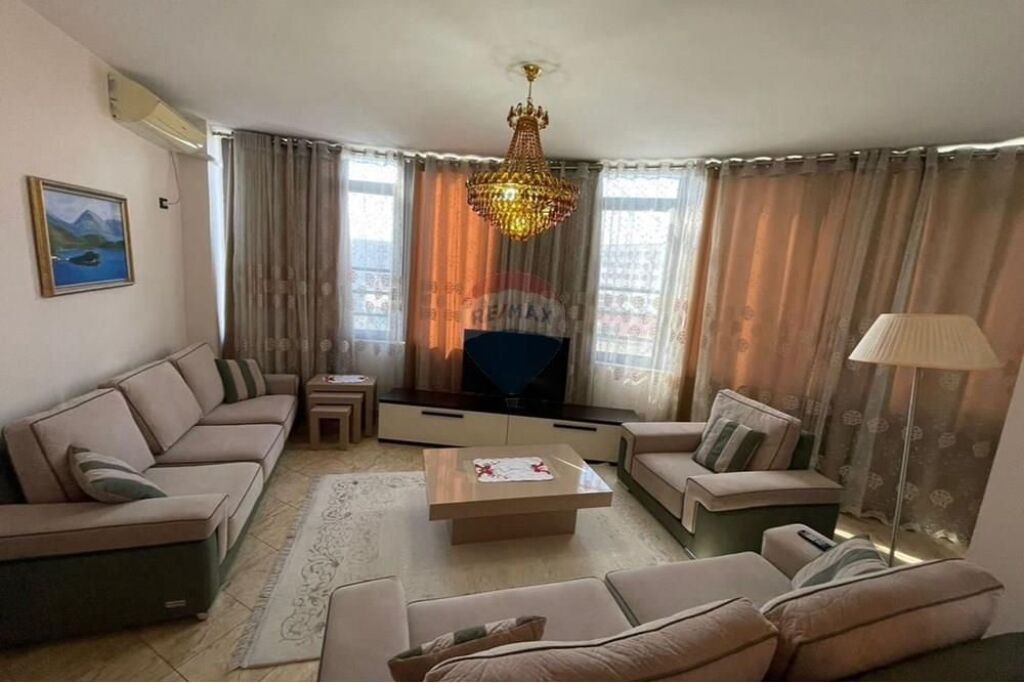 Apartament 1+1 me qira tek Ish Tregu Elektrik!