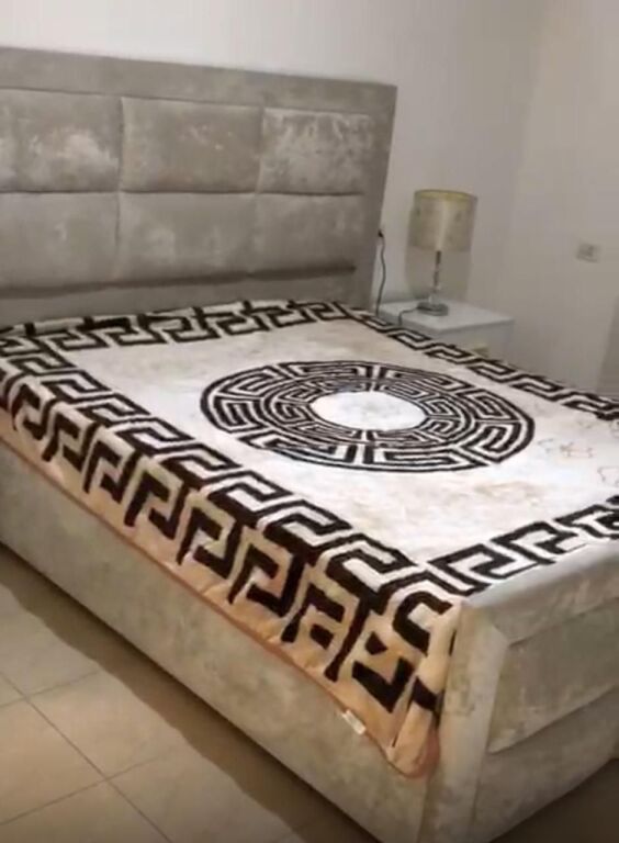 APARTAMENT 2+1+PARKIM ME QIRA UNAZA E RE