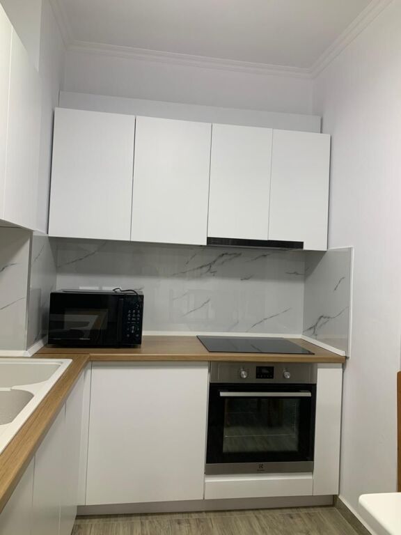 Apartment for rent plus parking at Golden Park 3