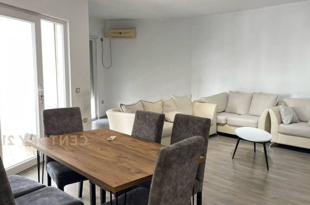 Appartamento 3+1+2 In Affitto A Astir