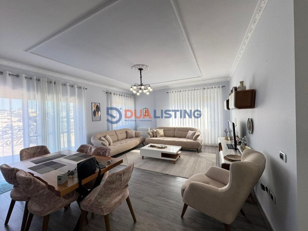 APARTMENT 3+1+2 WITH PARKING SPACE AVAILABLE NEAR THE BOTANICAL GARDEN !