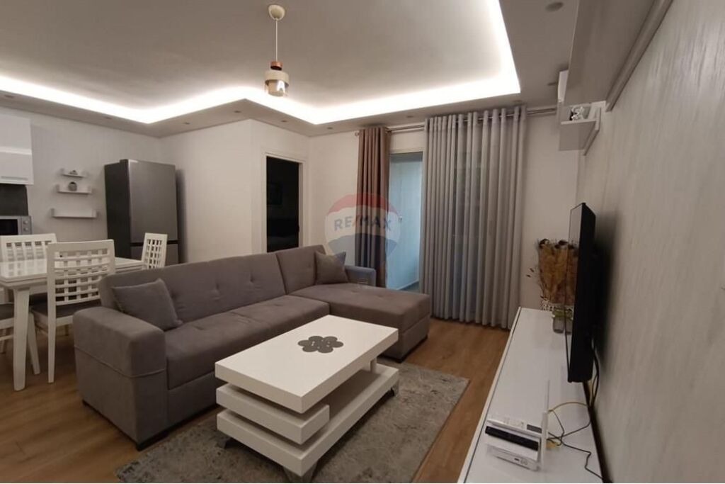 2+1 Apartment for rent in the Center