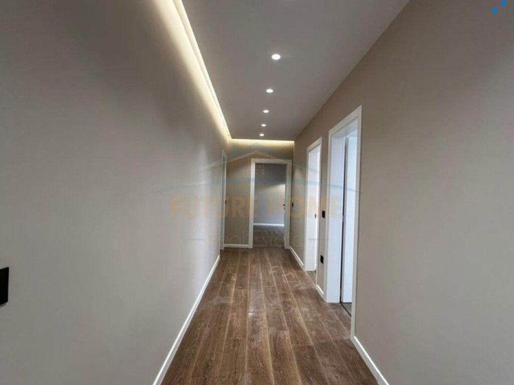 In vendita, Appartamento 2+1+2, Komuna e Parisit, Tirane