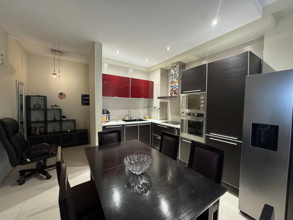 Apartament 2+1 me qira prane Kompleksit Halili!