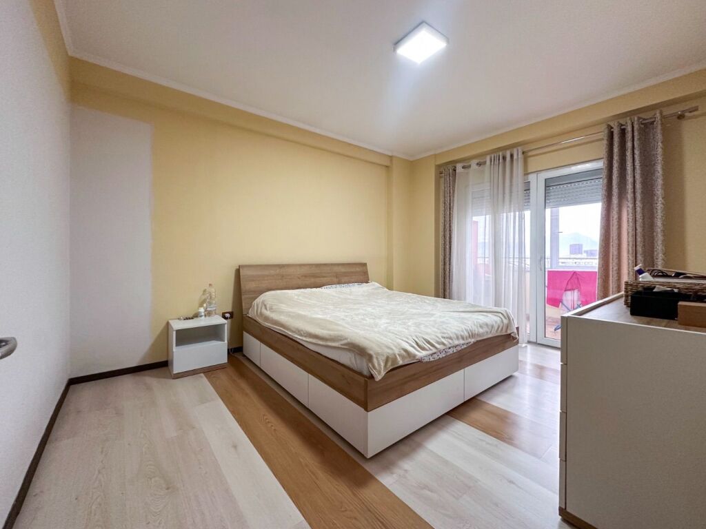 Appartamento in vendita a Komuna e Parisit Tirana
