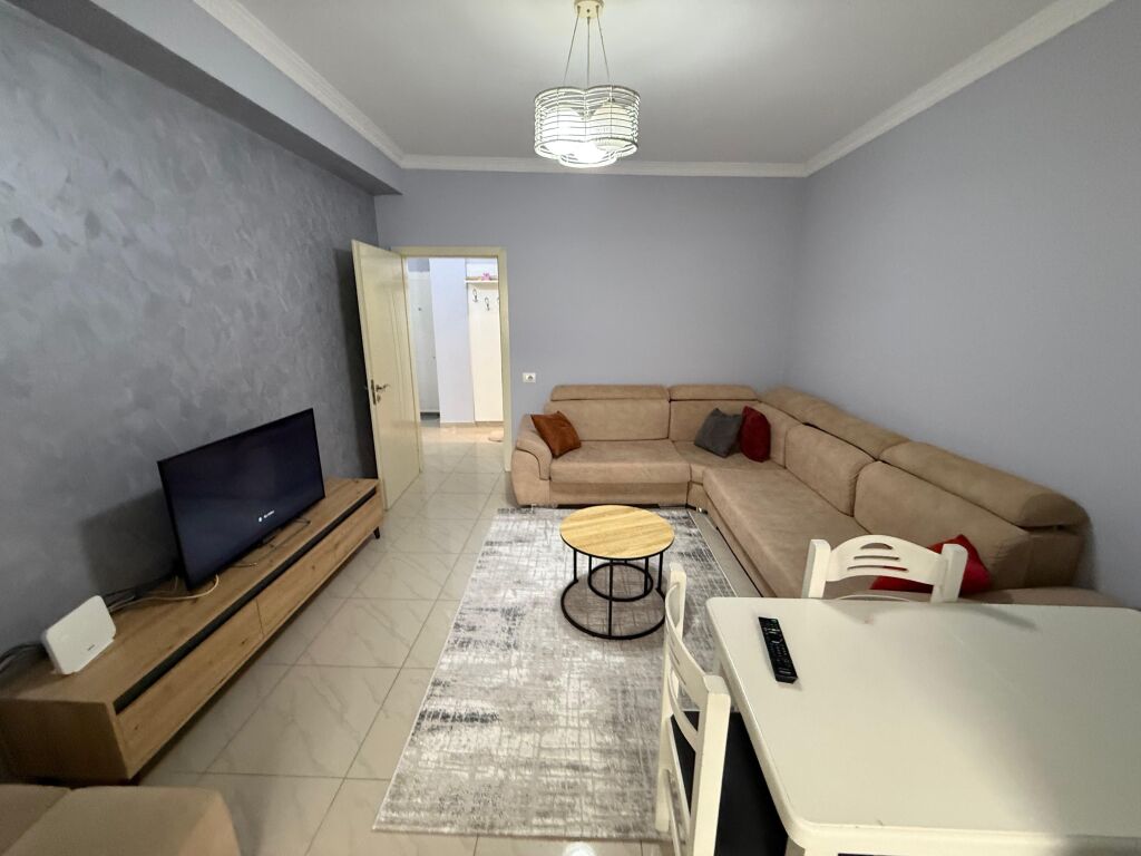🏡 Apartment 1+1 for rent at Bar Oslo – Bardhyl Street