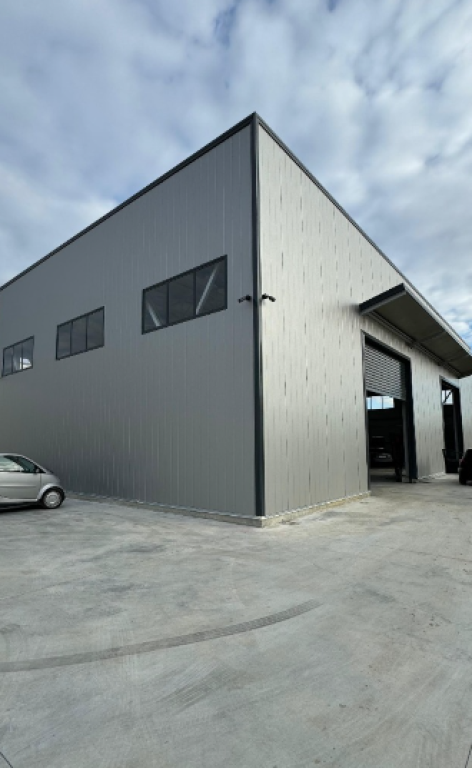 🏭 Capannone + Terreno in Vendita – Prush