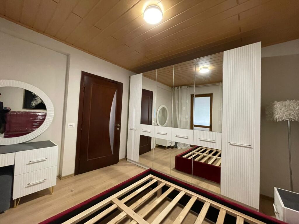 Apartment 1+1 for rent near Rruga e Kavajes by Globe.