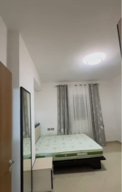 SHITET 1+1 NE BULEVARD DURRES