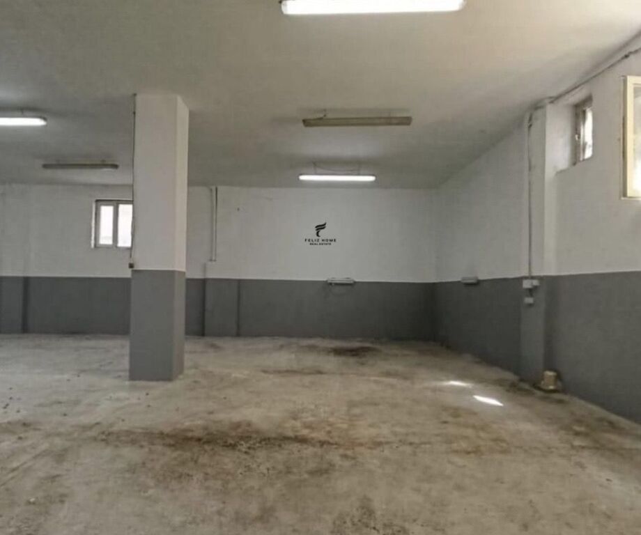 MAGAZZINI IN AFFITTO 179 M2 21 DICEMBRE 90.000 LEKE