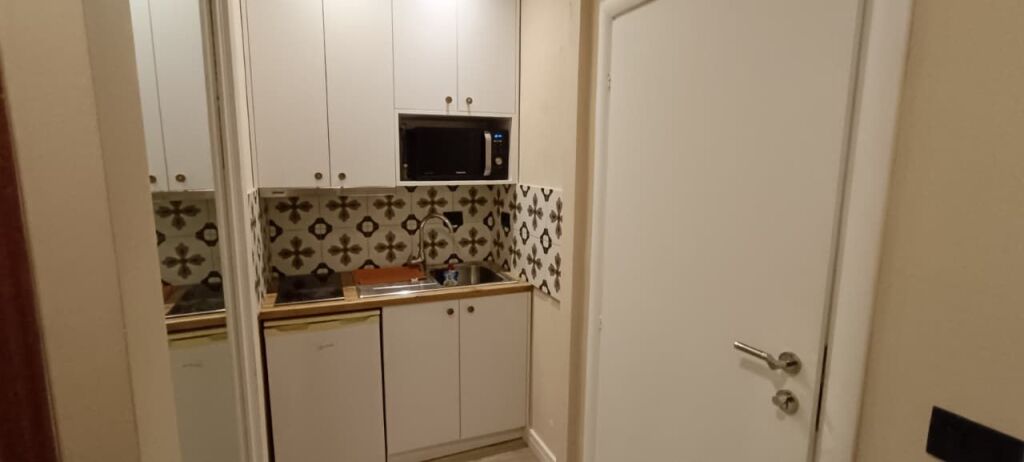VENDIAMO DUE SUPER APPARTAMENTI 1+1 E MONOLOCALE NEL CENTRO AL 9° PIANO 112 M2