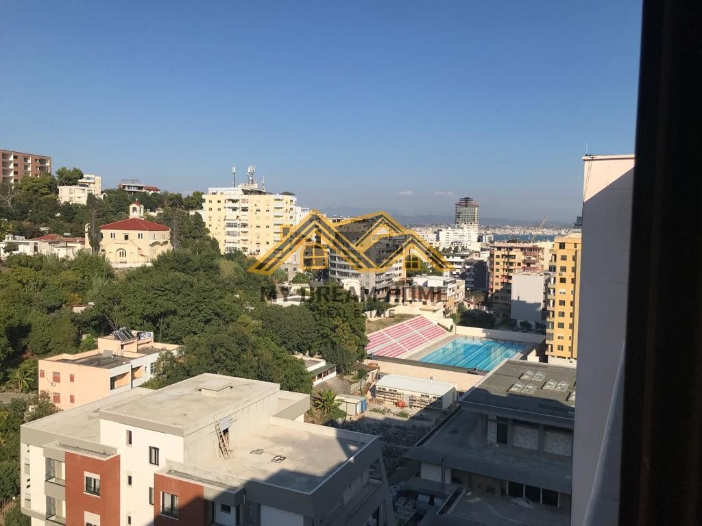 AFFITTASI APPARTAMENTO 3+1+2+ VERANDA VOLLGA DURRES!
