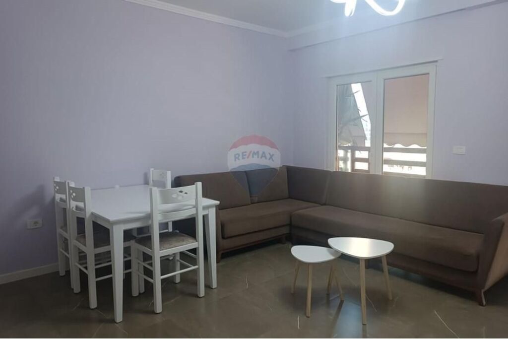 APARTMENT 1+1 FOR RENT NEAR PARTIZANI HIGH SCHOOL