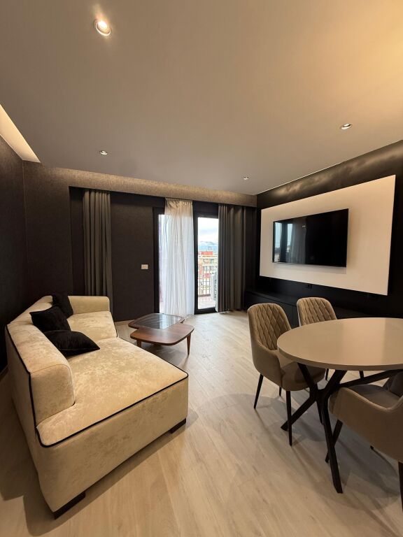 Apartment 2+1+2 for rent - Tirana Garden Building