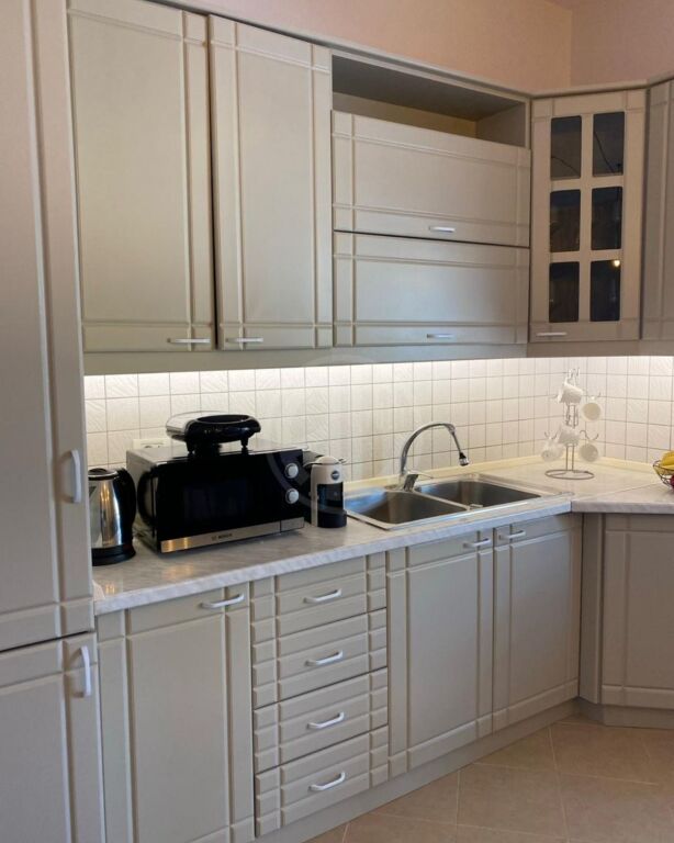 Apartament me Qira