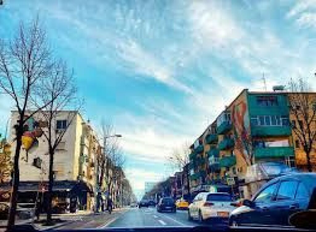 Affitto, Appartamento 1+1, Via Durazzo, TIRANA