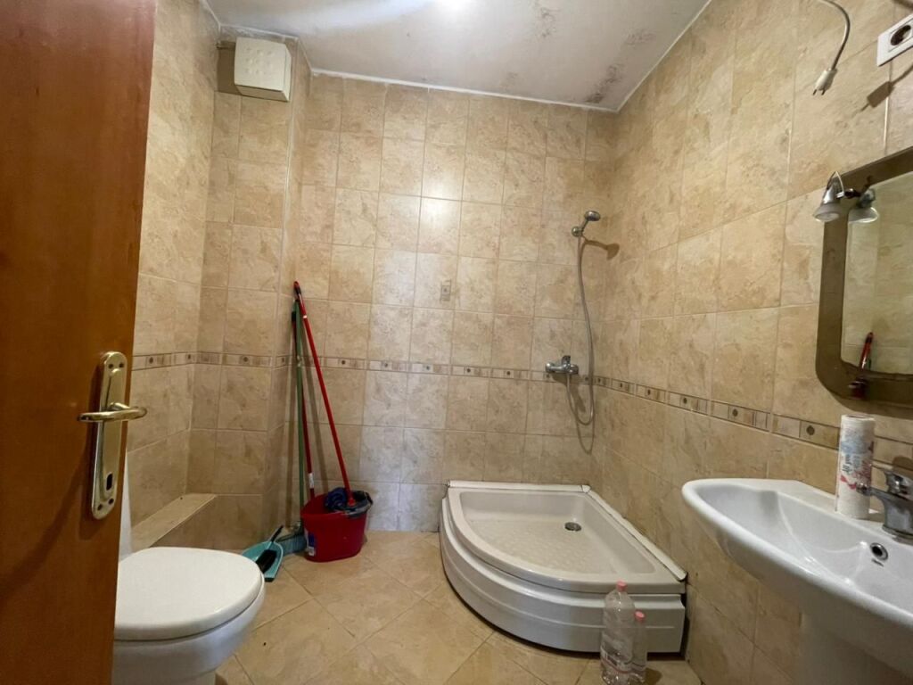 Appartamento 2+1+Parcheggio in affitto a Kika 1 a Komuna e Parisit.