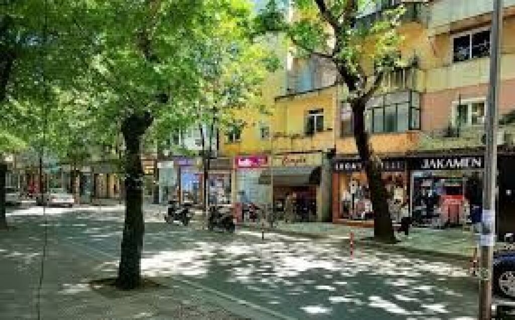 For sale, 2+1 Apartment, Myslym Shyri, Tirana.