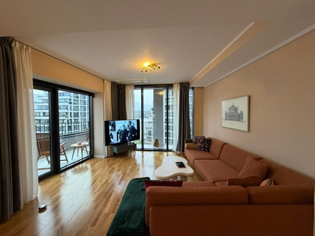 Appartamento 2+1+Parcheggio in affitto presso Lake View Residence al Lago Artificiale.