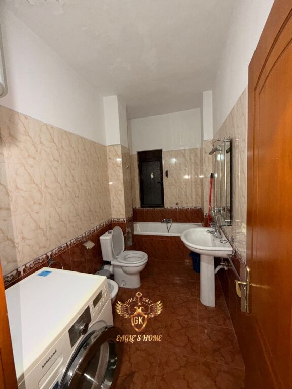🏡 APPARTAMENTO IN AFFITTO 2+1+2 con balcone