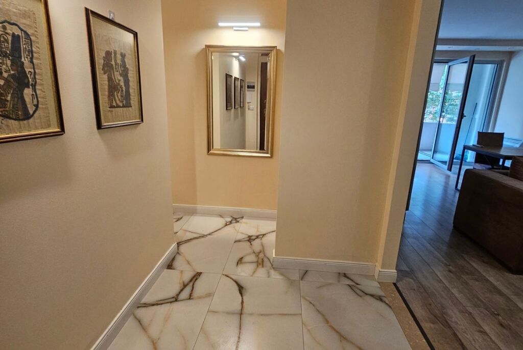At Tek Shallvaret Apartment 2+1 Furnished For Rent!