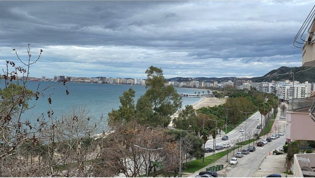 Appartamento Premium 2+1 in Affitto a Lungo Termine – Lungomare, Vlorë