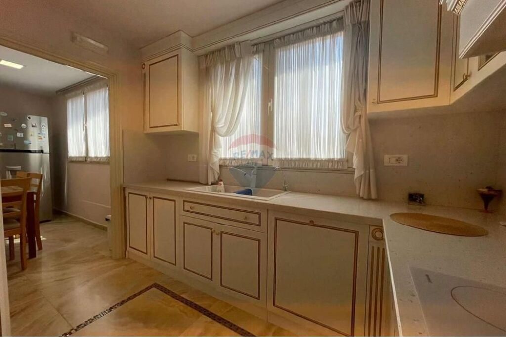 Penthouse - Për Shitje - Rruga Peti, Tiranë(ID: 530381003-236)
