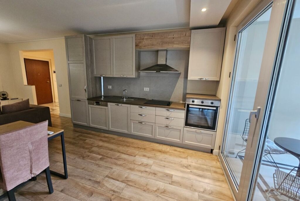 At Tek Shallvaret Apartment 2+1 Furnished For Rent!