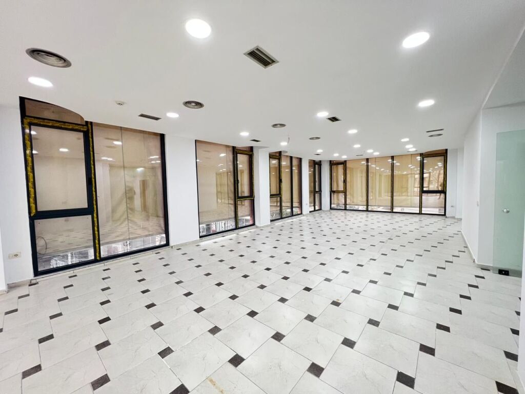 In Myslym Shyr, Premises for Rent for Clinic at a Special Price 9.5 €/m²!