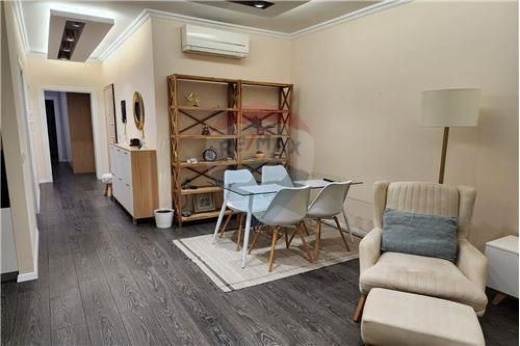 Jepet me Qira Apartament 2+1+2 + post parkimi me qira ne rrugen Artan Lenja, prane Inxhinierise se Ndertimit!