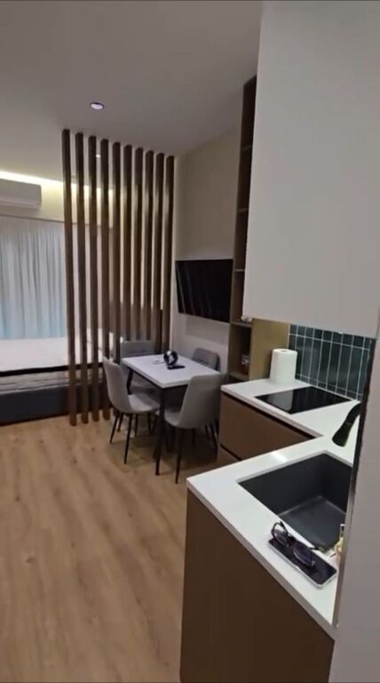 Studio Apartment