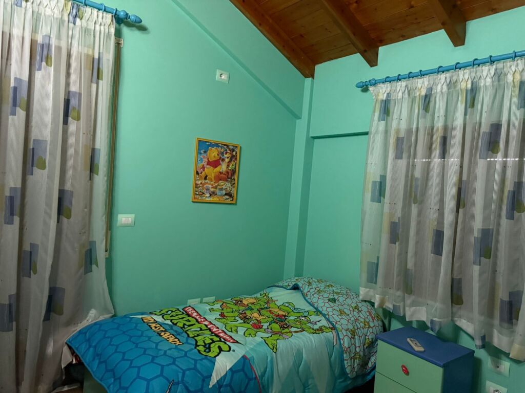 🏢Ne fshatin Vishaj jepet me qera vile 2 kateshe plotesisht e mobiluar. 2,000Euro