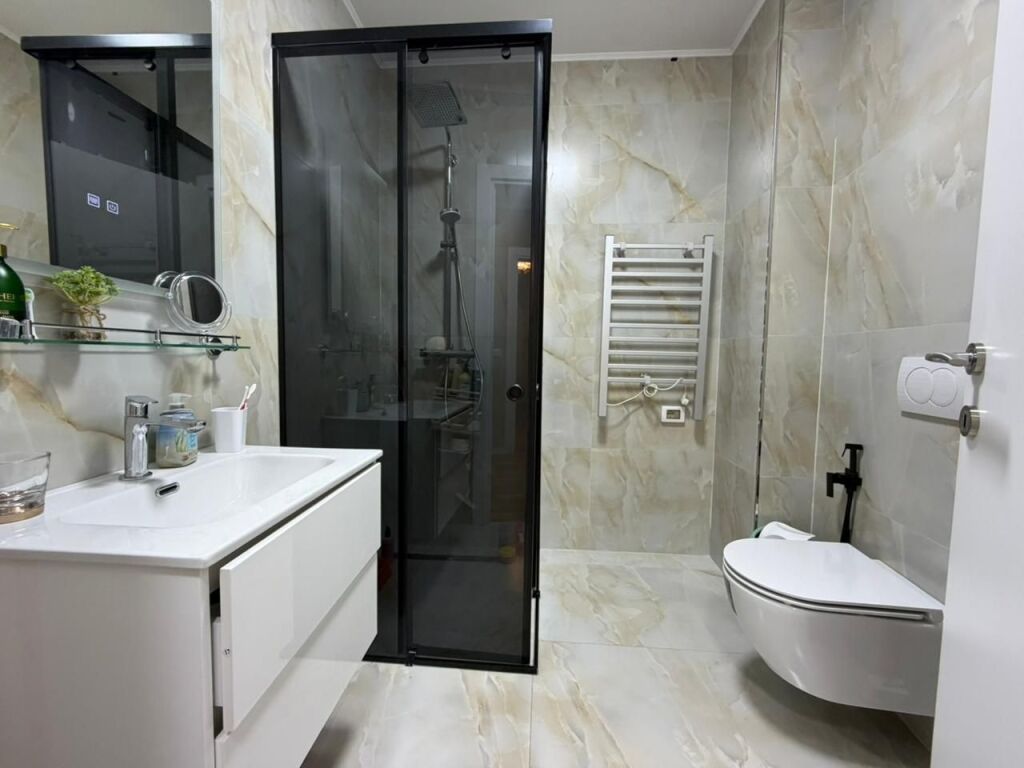 Appartamento 2+1+Parcheggio in affitto presso Lake View Residence al Lago Artificiale.