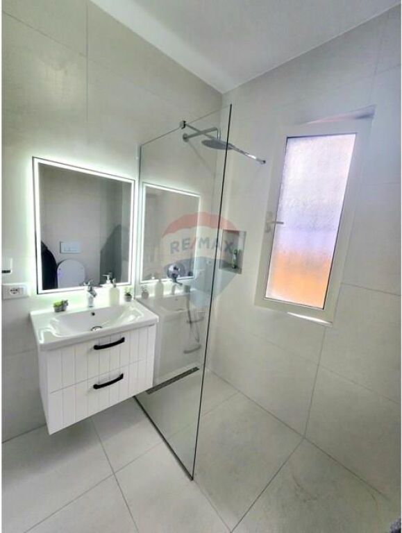 Apartament 3+1 me qira te Brryli