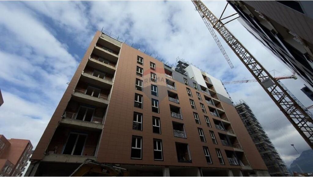 Apartament 2+1 ne shitje në kompleksin e njohur Orbital,