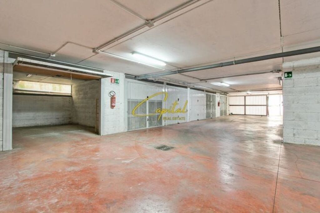 WAREHOUSE FOR RENT 80 M2 YZBERISHT 60,000 LEKE