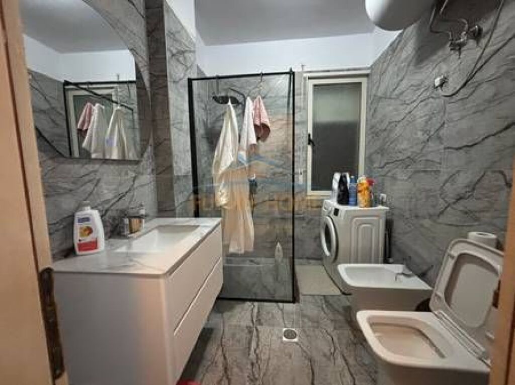 For sale, Apartment 1+1, Dry Lake, Tirana