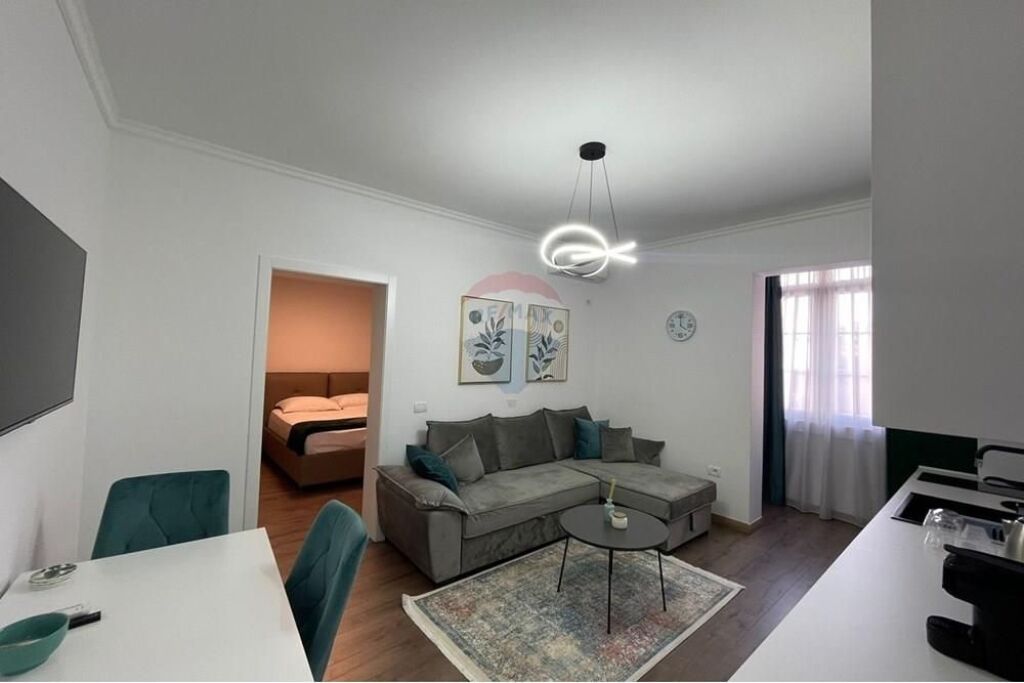 1+1+Balcone In Affitto a 21 Dhjetori