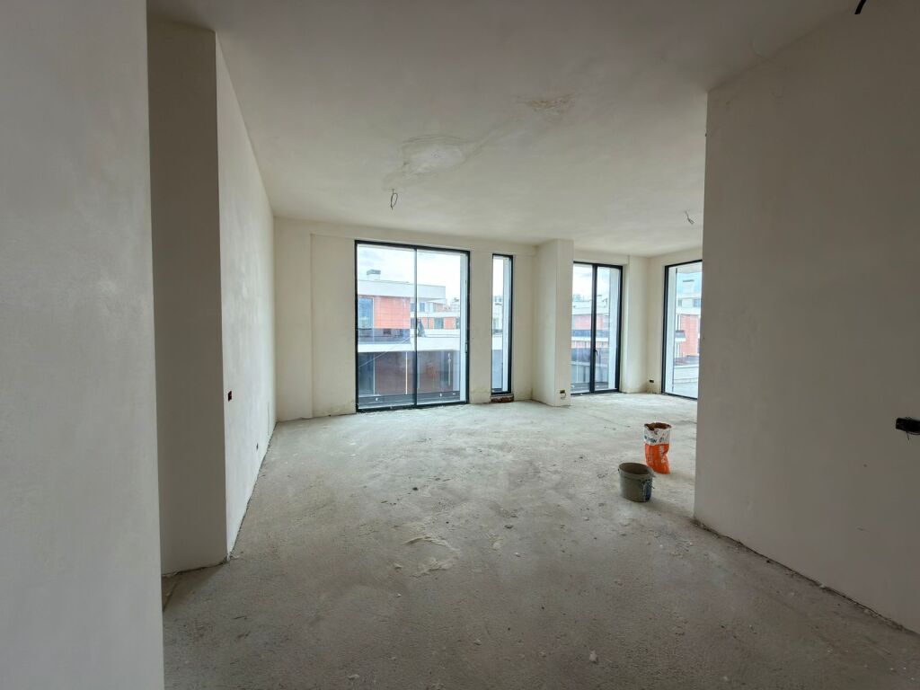 🏡 Attico 3+1+2 con Veranda & 3 Posti Auto – Tulipan Residence, TEG