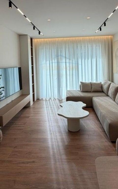 Qera, Apartament 2+1+2+Post Parkimi ,Green Valley, Liqeni i Thatë, Tiranë
