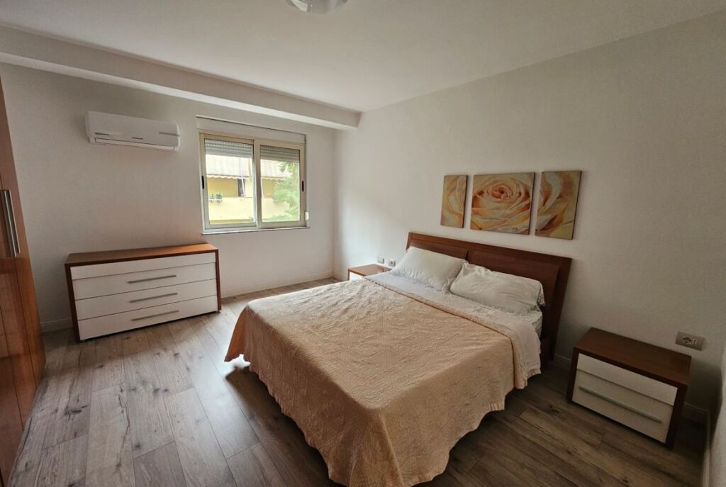 At Tek Shallvaret Apartment 2+1 Furnished For Rent!