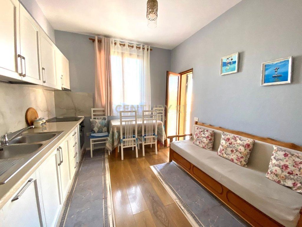Apartament 2+1 per shitje tek Vasil Shanto