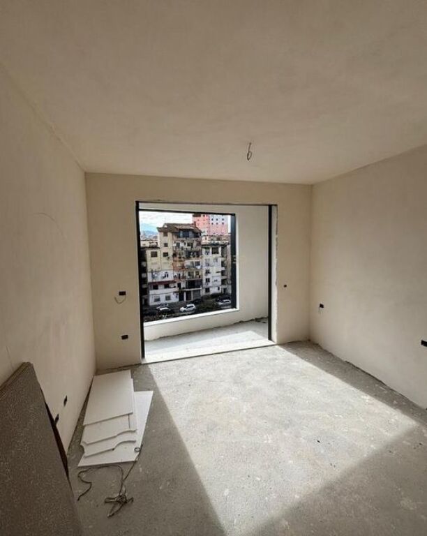 Apartment 2+1+2 for sale in Ali Dem