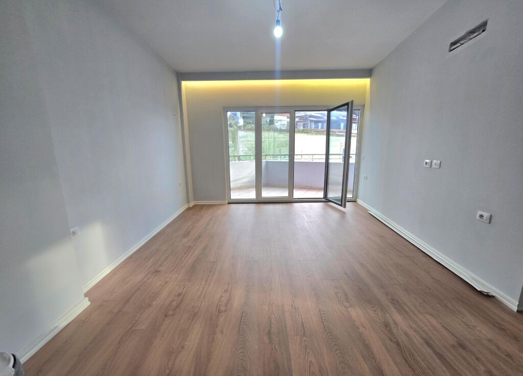 Appartamento 2+1+2+Balcone in Vendita a Fresk, Vicino al Ristorante Deliu